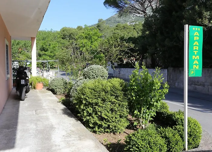 With Parking Space Orebic, Peljesac - 10101